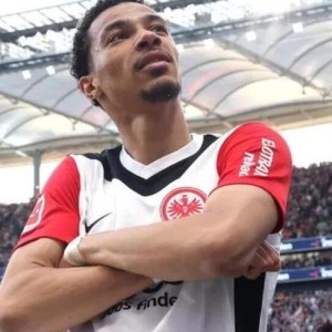 利物浦拟8600万英镑报价法兰克福前锋埃基蒂克